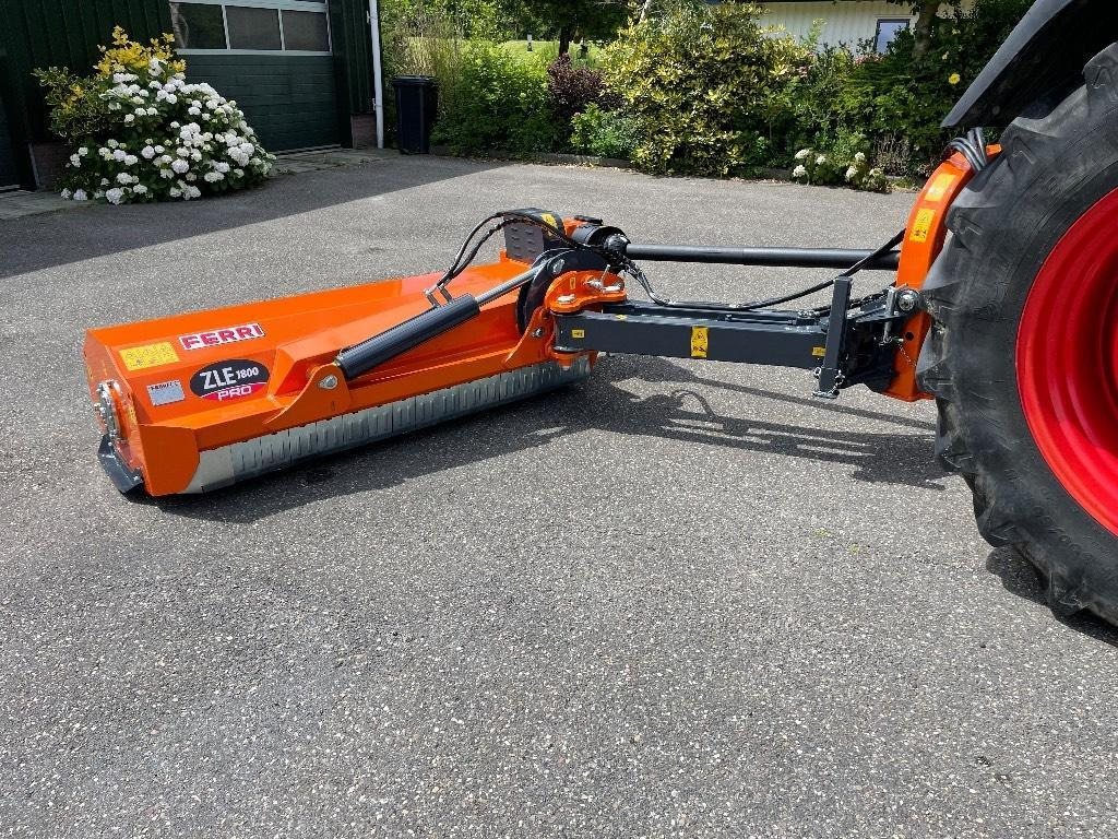 Ferri ZLE 1800 PRO verstek klepelmaaier (bj 2022) - Tocător resturi vegetale: Foto 1 Ferri ZLE 1800 PRO verstek klepelmaaier (bj 2022) - Tocător resturi vegetale: Foto 1