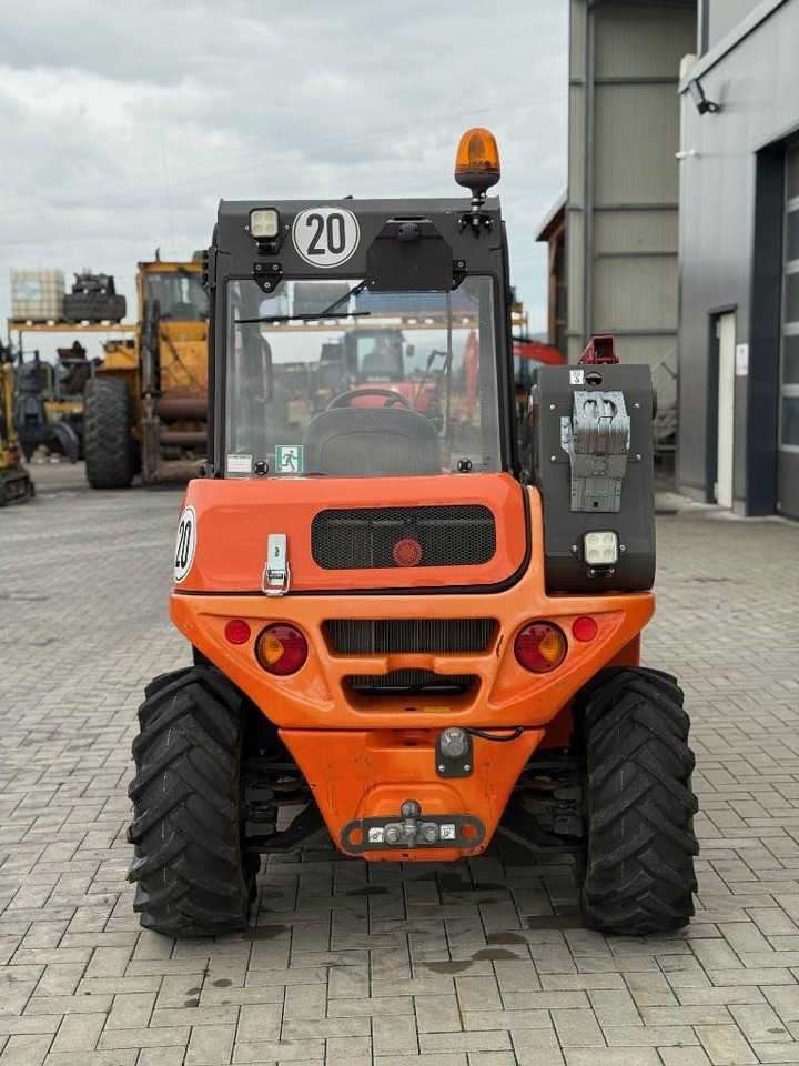 Ausa T 144 - Stivuitor telescopic: Foto 5 Ausa T 144 - Stivuitor telescopic: Foto 5