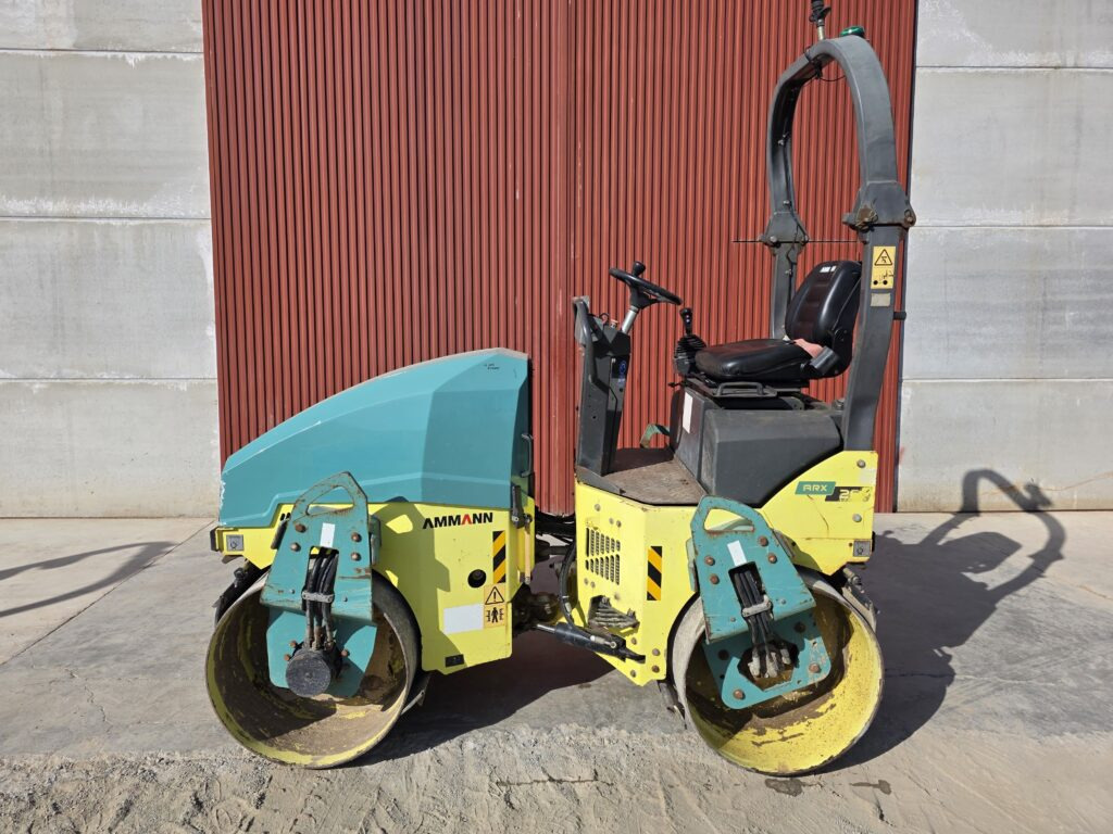 AMMANN ARX 26 - Cilindru compactor: Foto 1 AMMANN ARX 26 - Cilindru compactor: Foto 1