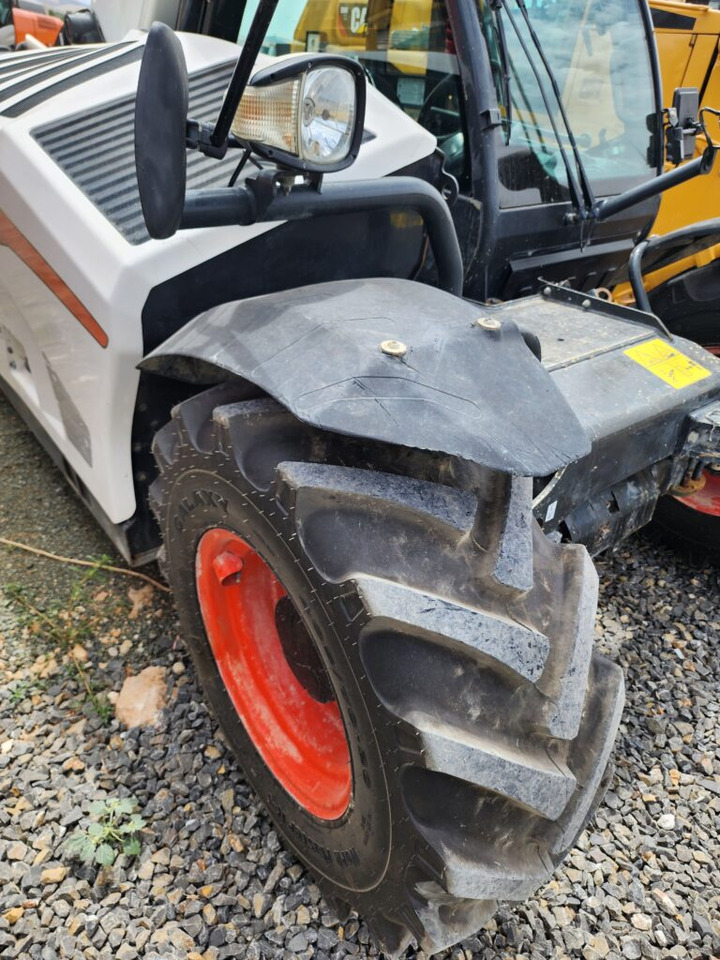 BOBCAT TL30.60DA - Stivuitor telescopic: Foto 5 BOBCAT TL30.60DA - Stivuitor telescopic: Foto 5