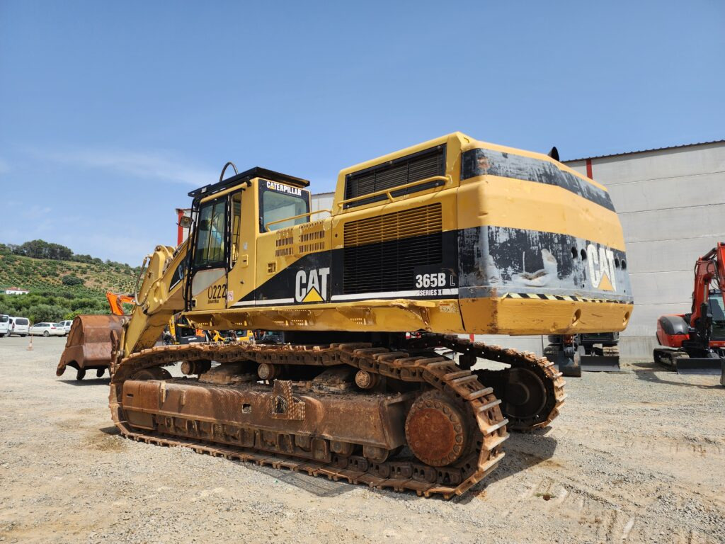 CAT 365BII - Excavator pe şenile: Foto 3 CAT 365BII - Excavator pe şenile: Foto 3