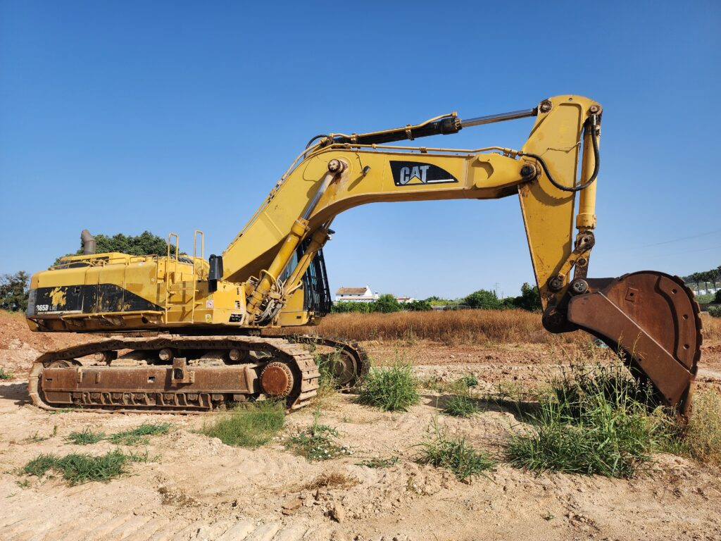 CAT 365BII - Excavator pe şenile: Foto 2 CAT 365BII - Excavator pe şenile: Foto 2