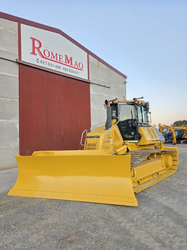 KOMATSU D61PXI-24 - Buldozer: Foto 3 KOMATSU D61PXI-24 - Buldozer: Foto 3
