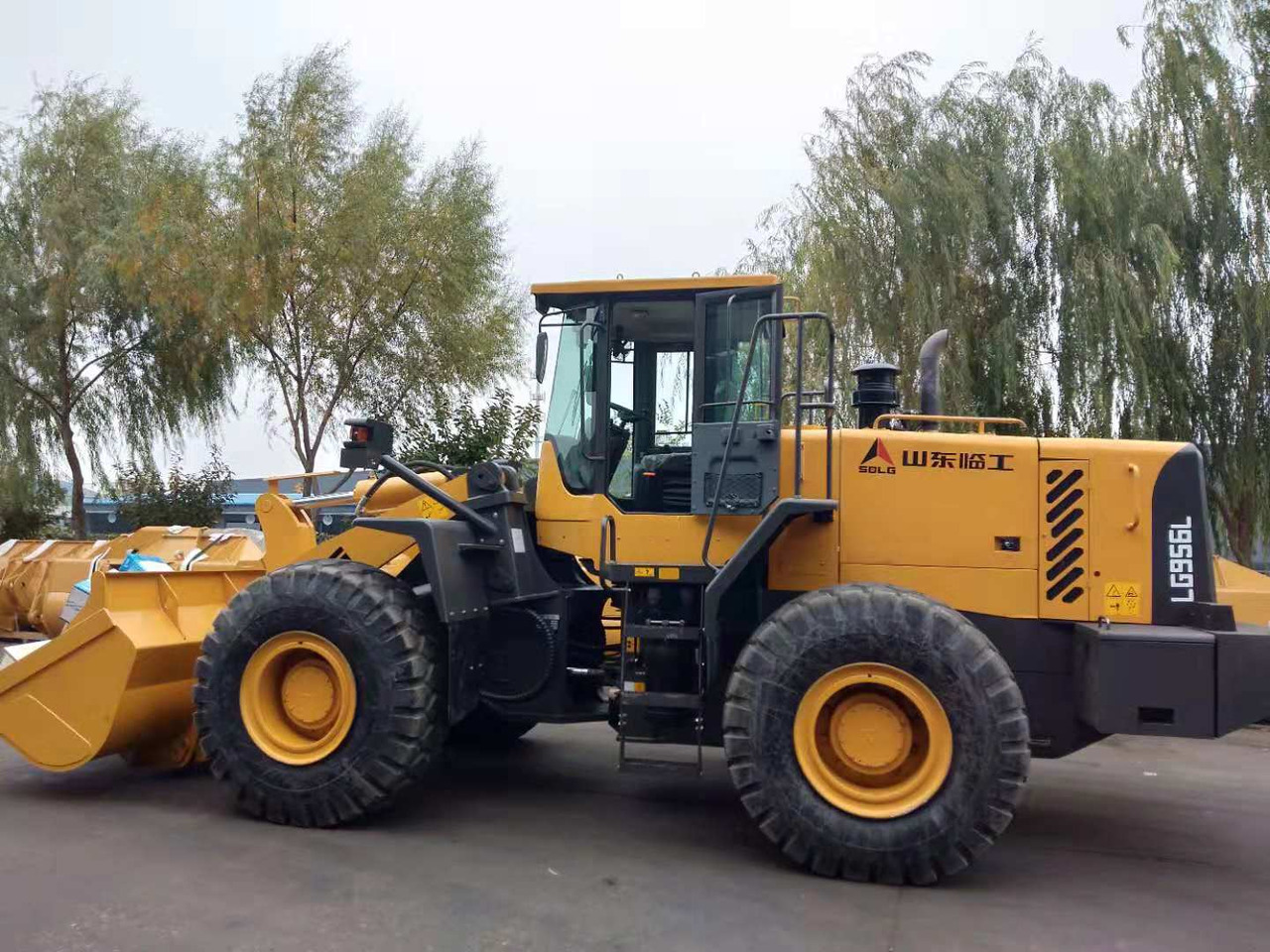SDLG LG956L - Încărcător frontal pe pneuri: Foto 1 SDLG LG956L - Încărcător frontal pe pneuri: Foto 1