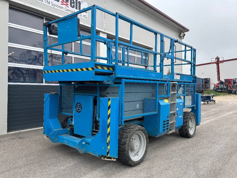 Genie GS 4390 RT 15,11m Diesel Scherenarbeitsbühne - Platforma foarfeca: Foto 5 Genie GS 4390 RT 15,11m Diesel Scherenarbeitsbühne - Platforma foarfeca: Foto 5