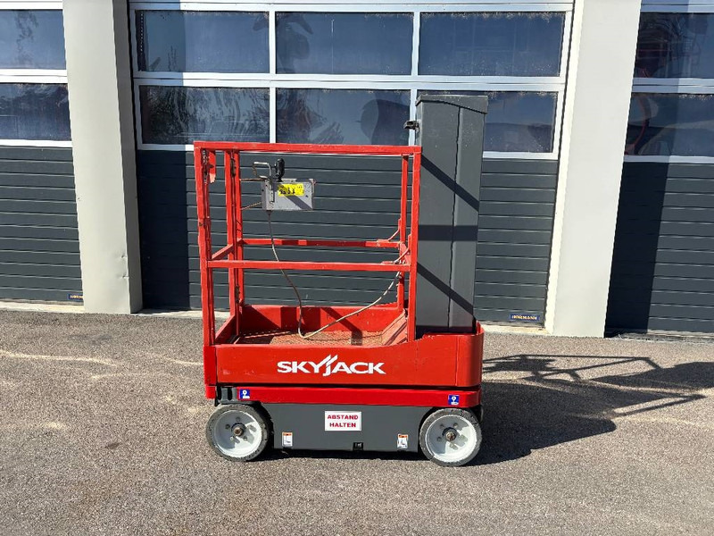 Skyjack SJ 16 6,75m Elektro Mastarbeitsbühne - Autopropulsată platformă: Foto 2 Skyjack SJ 16 6,75m Elektro Mastarbeitsbühne - Autopropulsată platformă: Foto 2