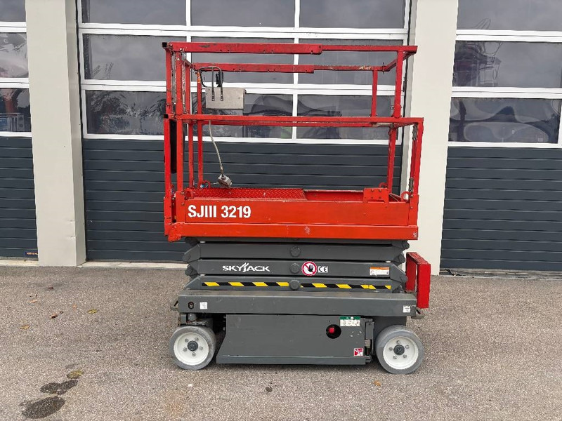 Skyjack SJ 3219 7,80m Scherenarbeitsbühne - Platforma foarfeca: Foto 2 Skyjack SJ 3219 7,80m Scherenarbeitsbühne - Platforma foarfeca: Foto 2