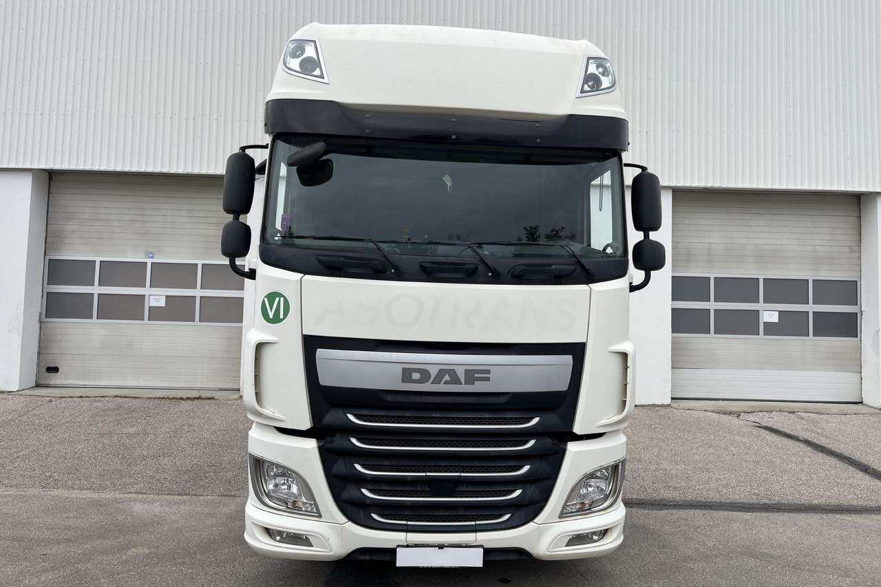 DAF XF 460 FT (8576) - Cap tractor: Foto 2 DAF XF 460 FT (8576) - Cap tractor: Foto 2