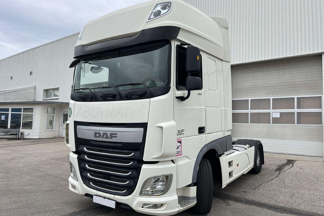 DAF XF 460 FT (8576) - Cap tractor: Foto 1 DAF XF 460 FT (8576) - Cap tractor: Foto 1