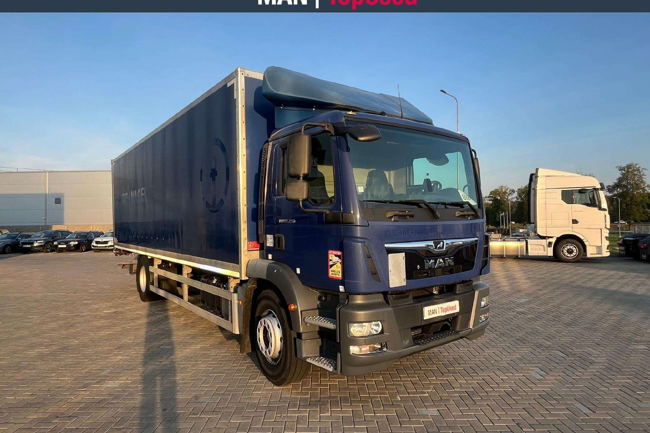 MAN 15.250 4X2 Liftas ADR AT (8881) - Camion furgon: Foto 2 MAN 15.250 4X2 Liftas ADR AT (8881) - Camion furgon: Foto 2