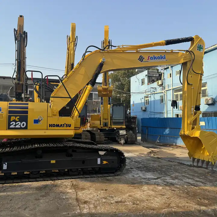 2020 Year Komastu Crawler Excavator Pc220-8 Pc220lc-8 In Excellent Condition,22ton Used Komatsu Excavator For Sale In Shanghai - Excavator pe şenile: Foto 1 2020 Year Komastu Crawler Excavator Pc220-8 Pc220lc-8 In Excellent Condition,22ton Used Komatsu Excavator For Sale In Shanghai - Excavator pe şenile: Foto 1