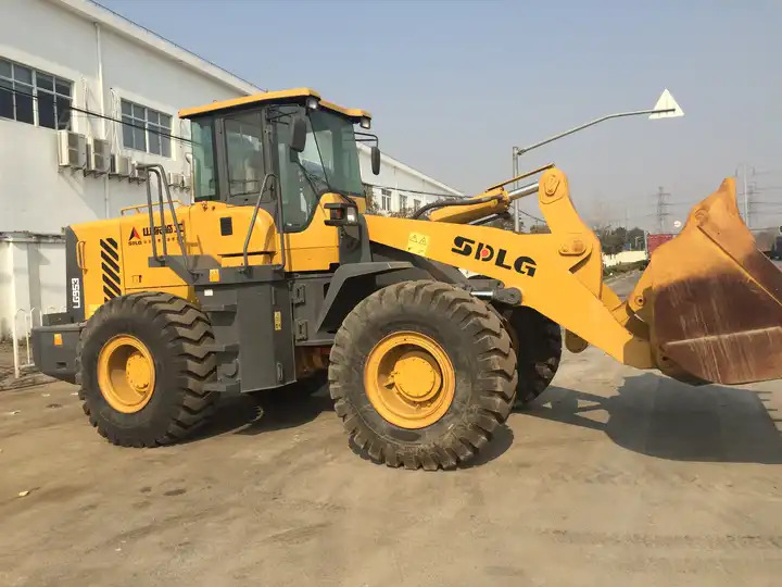 5 ton mini Used Original State loader SDLG 953 Used Small wheel loader in good condition for sale - Încărcător frontal pe pneuri: Foto 5 5 ton mini Used Original State loader SDLG 953 Used Small wheel loader in good condition for sale - Încărcător frontal pe pneuri: Foto 5