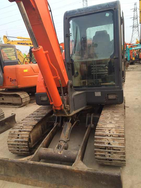 Awesome Performance Korea Imported Small Scale Used Doosan Dx60 Excavator in Shanghai - Excavator pe şenile: Foto 2 Awesome Performance Korea Imported Small Scale Used Doosan Dx60 Excavator in Shanghai - Excavator pe şenile: Foto 2