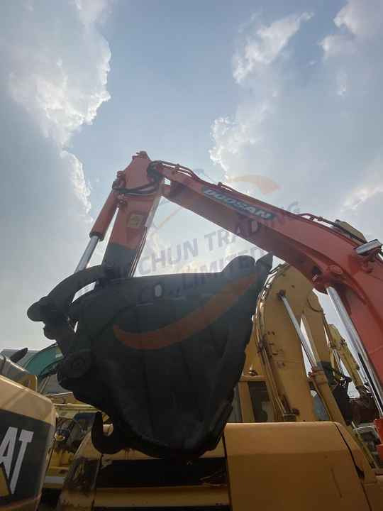 Awesome Performance good price Korea Imported Small Scale Used Doosan Dx60 Excavator - Excavator pe şenile: Foto 5 Awesome Performance good price Korea Imported Small Scale Used Doosan Dx60 Excavator - Excavator pe şenile: Foto 5
