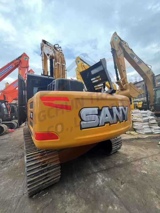 Good Price Used Sany Sy 215c Crawler Excavator in Good Condition Sany 215 Used Excavator - Excavator: Foto 3 Good Price Used Sany Sy 215c Crawler Excavator in Good Condition Sany 215 Used Excavator - Excavator: Foto 3