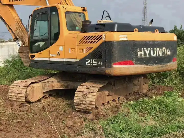 Hot Sale Cheap Price Hyundai 225lc-9t Second hand Good Performance 22t Used Excavators with good condition for sale - Excavator pe şenile: Foto 5 Hot Sale Cheap Price Hyundai 225lc-9t Second hand Good Performance 22t Used Excavators with good condition for sale - Excavator pe şenile: Foto 5