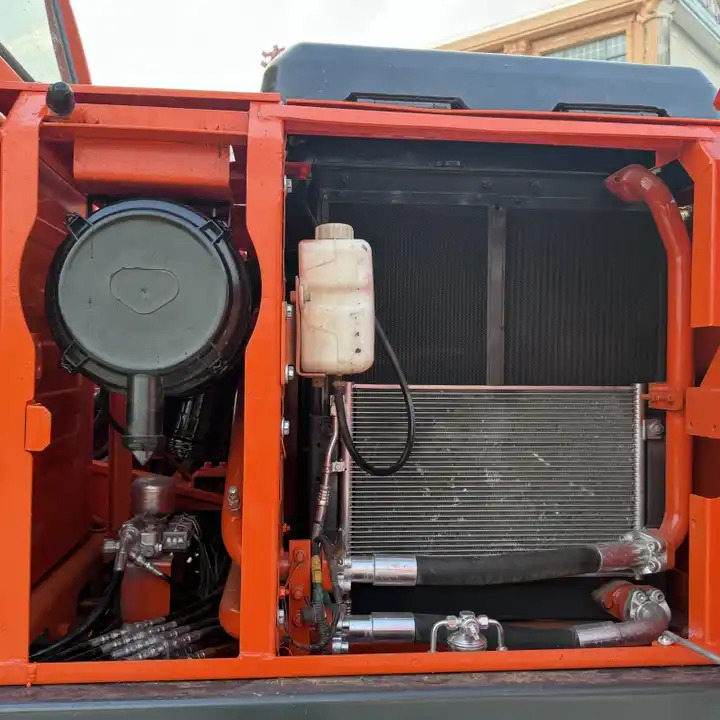 Used 14ton Durable Medium Type Grab Shovel Doosan Dx140LC-9c Dx150LC Dx1200 Digger Machinery Crawler Hydraulic Excavator - Excavator pe şenile: Foto 4 Used 14ton Durable Medium Type Grab Shovel Doosan Dx140LC-9c Dx150LC Dx1200 Digger Machinery Crawler Hydraulic Excavator - Excavator pe şenile: Foto 4