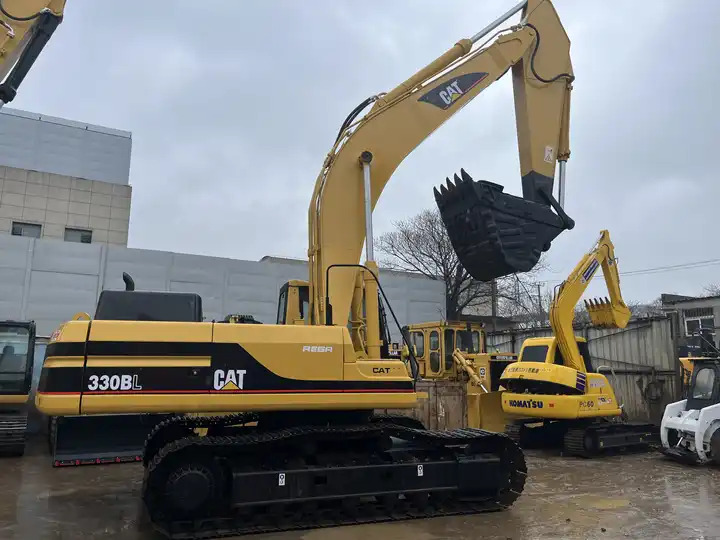 Used Caterpillar CAT 330BL excavator Japan Used CAT330BL 330CL Second Hand hydraulic crawler excavator in stock - Excavator pe şenile: Foto 2 Used Caterpillar CAT 330BL excavator Japan Used CAT330BL 330CL Second Hand hydraulic crawler excavator in stock - Excavator pe şenile: Foto 2