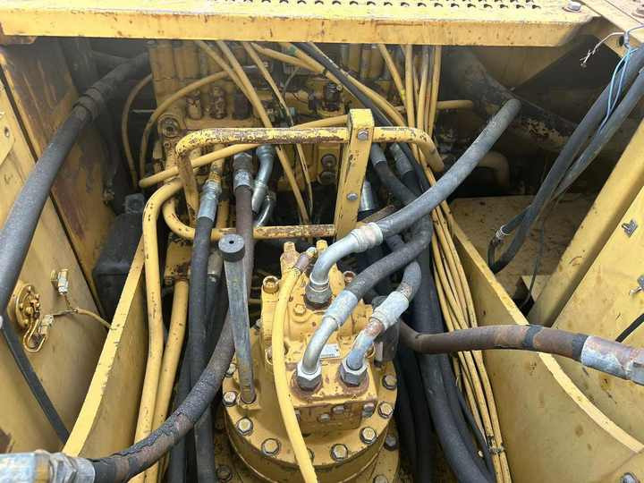 Excavator pe şenile Used Excavator Cat 320bl Best Second Hand Excavator Caterpillar 320 320d 320b for Sale in Shanghai: Foto 7