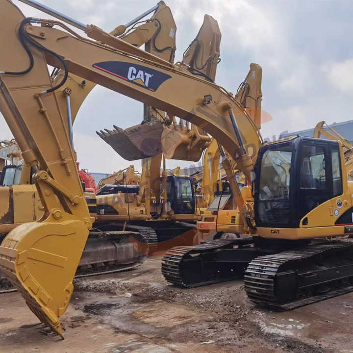 Used Excavator Caterpillar 349D2L 49 Ton Excavators Cat 349d 330d2 325D2 320d2l Caterpillar Cat 320cl 320d 320d2 - Excavator: Foto 1 Used Excavator Caterpillar 349D2L 49 Ton Excavators Cat 349d 330d2 325D2 320d2l Caterpillar Cat 320cl 320d 320d2 - Excavator: Foto 1