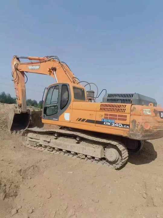 Used Original Korea Doosan 34 Ton Excavator with Cheap Price and Good Condition DOOSAN Dx340LCA Dx225 Dx330 DX360for Sale - Excavator: Foto 3 Used Original Korea Doosan 34 Ton Excavator with Cheap Price and Good Condition DOOSAN Dx340LCA Dx225 Dx330 DX360for Sale - Excavator: Foto 3