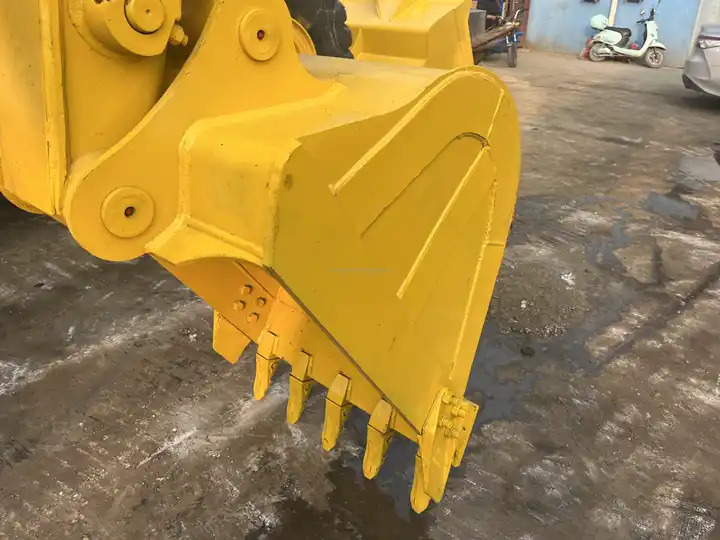 Well-Maintained japan original low hourS used Komatsu PC130-7 excavator for hot sale - Excavator pe şenile: Foto 5 Well-Maintained japan original low hourS used Komatsu PC130-7 excavator for hot sale - Excavator pe şenile: Foto 5