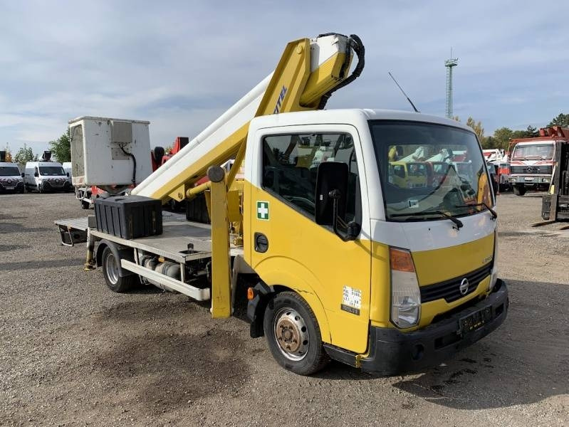 Nissan Cabstar Multitel MT222 - 22m, 200kg  - Camion cu nacela: Foto 1 Nissan Cabstar Multitel MT222 - 22m, 200kg  - Camion cu nacela: Foto 1