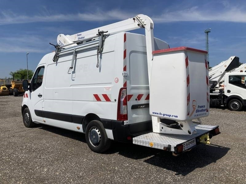 Renault Master France Elevateur 121FT - 12,5 m - 120kg - Camion cu nacela: Foto 5 Renault Master France Elevateur 121FT - 12,5 m - 120kg - Camion cu nacela: Foto 5