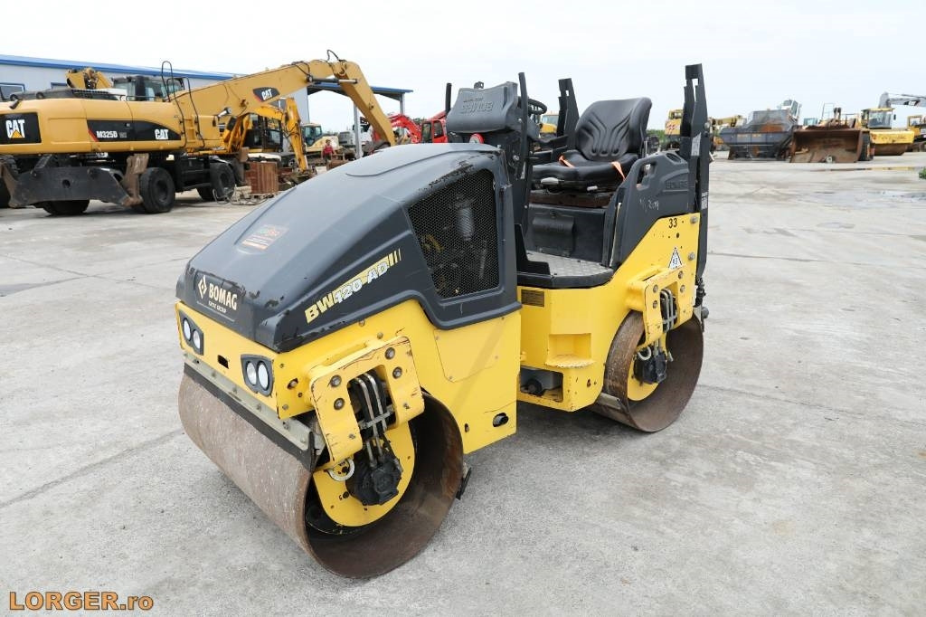 Bomag BW 120 AD-5 - Cilindru compactor pentru asfalt: Foto 4 Bomag BW 120 AD-5 - Cilindru compactor pentru asfalt: Foto 4