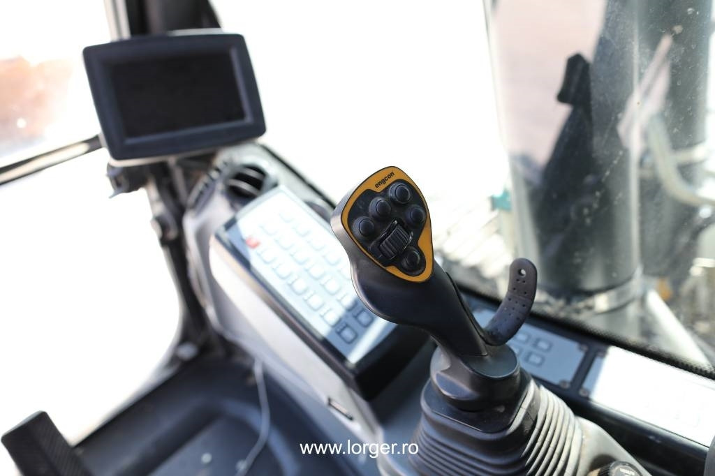 Excavator pe şenile Liebherr R 924 WLC + Engcon Tiltrotator: Foto 20