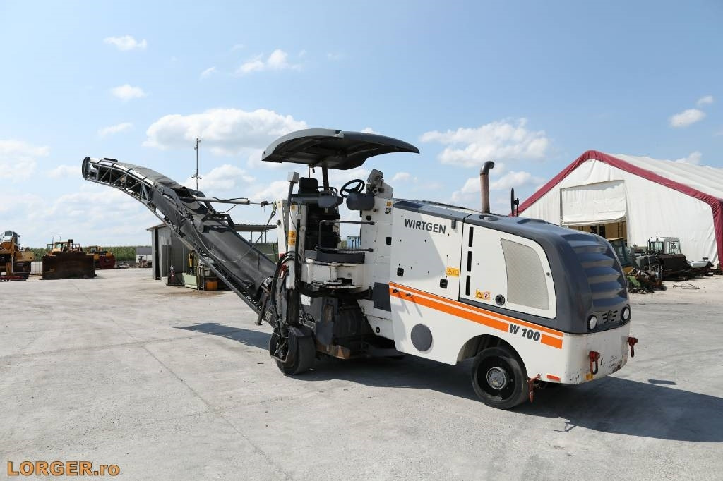 Wirtgen W 100 - Utilaje pentru frezare: Foto 1 Wirtgen W 100 - Utilaje pentru frezare: Foto 1