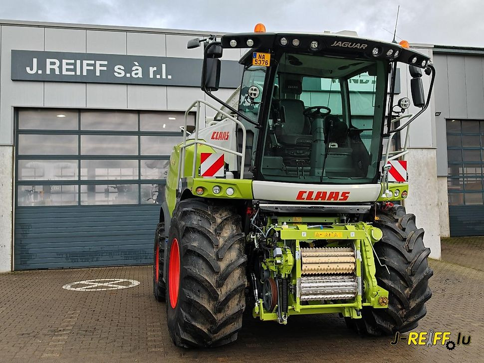 J.Reiff Sarl
Herr Stefan Neukirch - 77 Z.I in den - Combină de Recoltat Furaj: Foto 3 J.Reiff Sarl
Herr Stefan Neukirch - 77 Z.I in den - Combină de Recoltat Furaj: Foto 3