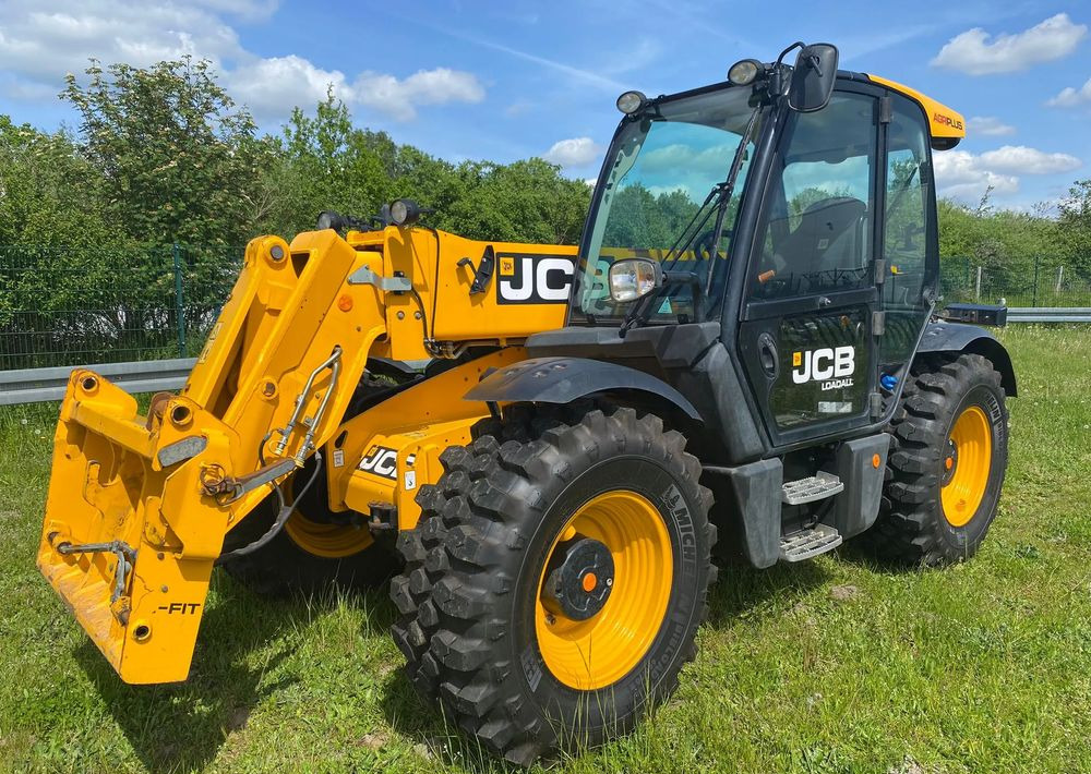 JCB 541-70 Agri Plus - Stivuitor telescopic: Foto 3 JCB 541-70 Agri Plus - Stivuitor telescopic: Foto 3