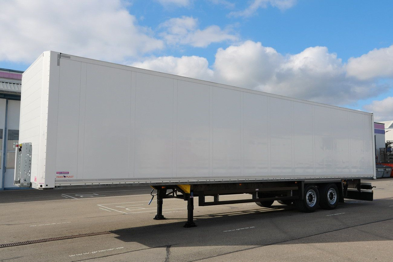 Schmitz Cargobull SKO 18 / ROLLTOR / ZURRLEISTE /ZURRINGE TOP !!!! - Semiremorcă furgon: Foto 3 Schmitz Cargobull SKO 18 / ROLLTOR / ZURRLEISTE /ZURRINGE TOP !!!! - Semiremorcă furgon: Foto 3