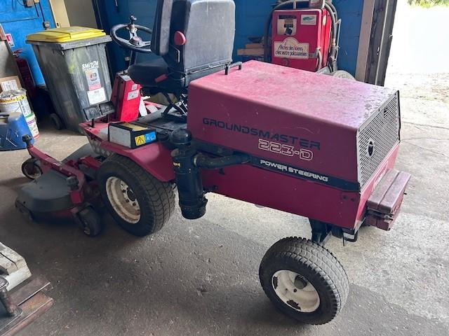 Toro 223D Groundmaster FRONTAL - Maşină de tuns iarba: Foto 3 Toro 223D Groundmaster FRONTAL - Maşină de tuns iarba: Foto 3