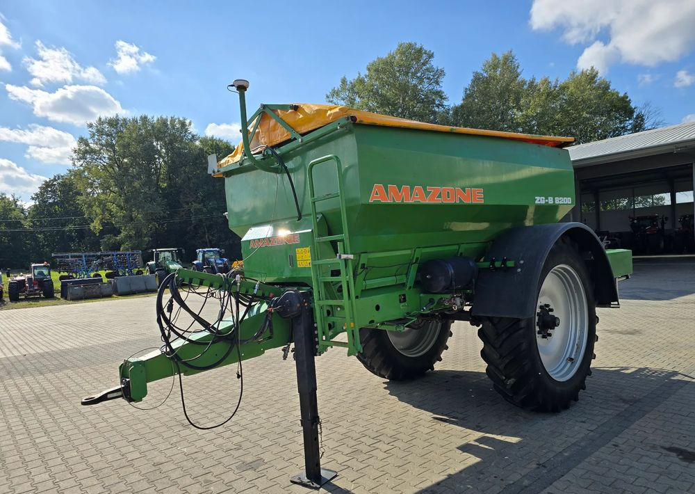 Amazone ZG-B 8200 Ultra Hydro - Imprastietor îngrăşăminte: Foto 1 Amazone ZG-B 8200 Ultra Hydro - Imprastietor îngrăşăminte: Foto 1