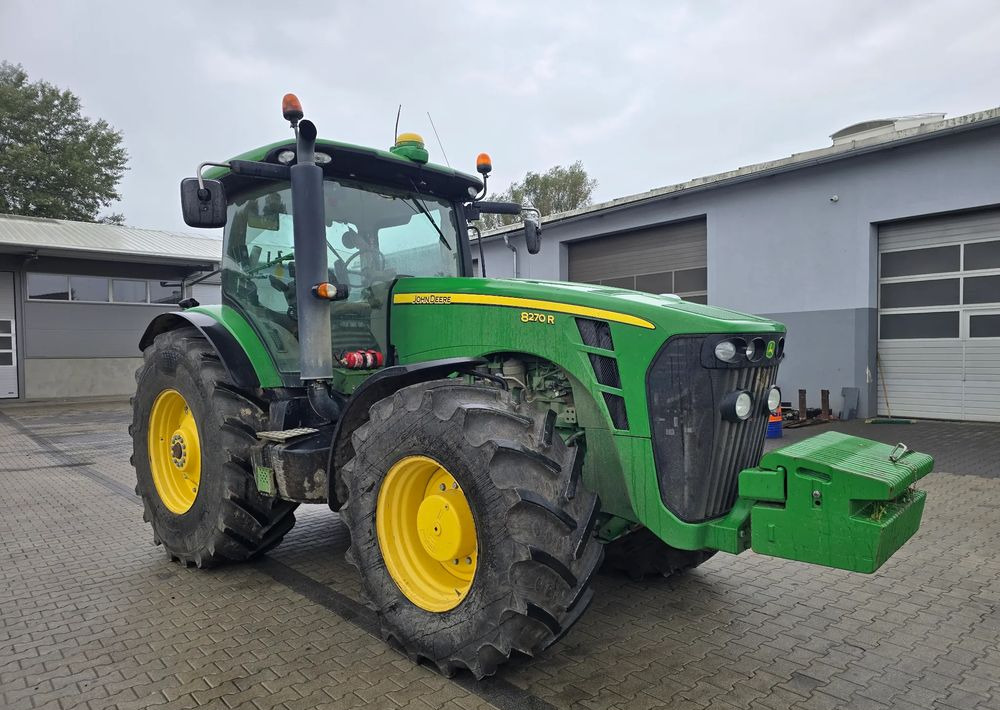 John Deere 8270R - Tractor agricol: Foto 1 John Deere 8270R - Tractor agricol: Foto 1