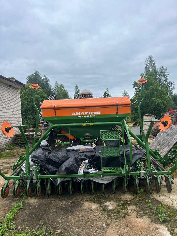 AMAZONE AD-P 4000 Super - Semănătoare combinată: Foto 1 AMAZONE AD-P 4000 Super - Semănătoare combinată: Foto 1