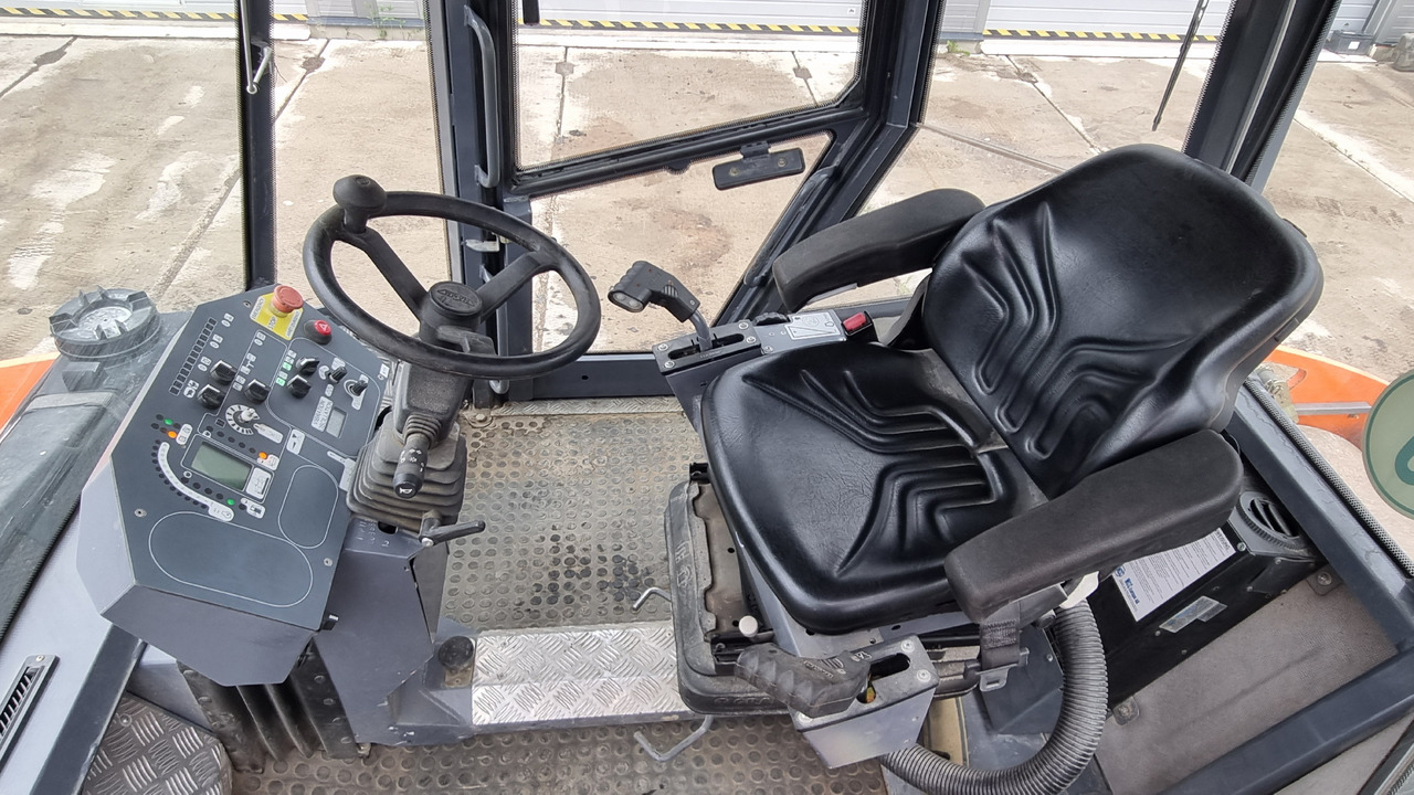 Cilindru compactor pentru asfalt HAMM HD110: Foto 9