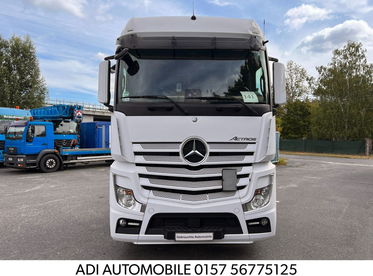 Mercedes-Benz Actros 1845 - Cap tractor: Foto 1 Mercedes-Benz Actros 1845 - Cap tractor: Foto 1