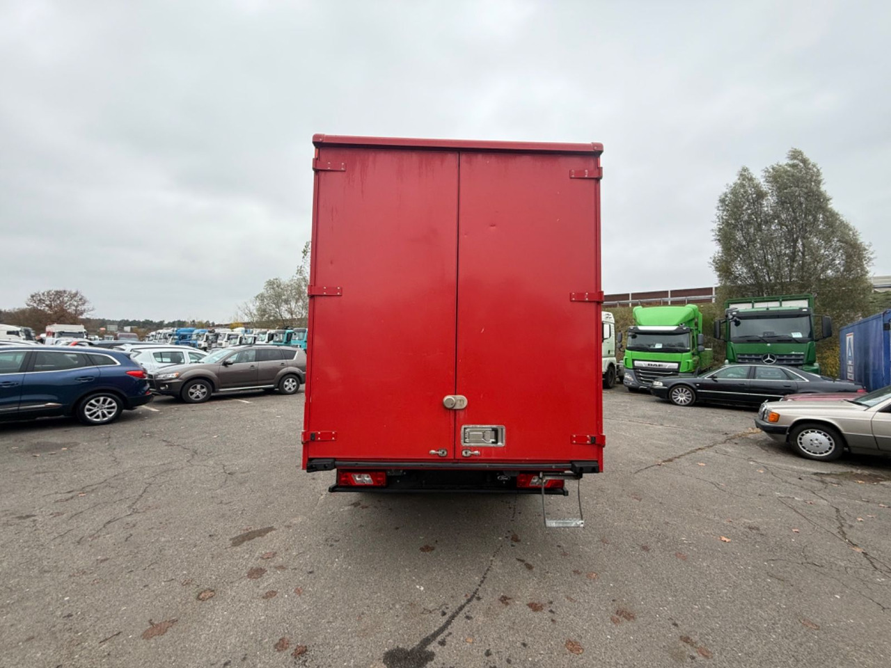 Ford Transit Pritsche 350 L3 Einzelkabine - Autoutilitară box: Foto 5 Ford Transit Pritsche 350 L3 Einzelkabine - Autoutilitară box: Foto 5