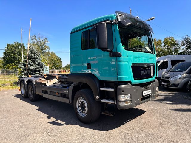 MAN TGS 26.440 FG / 6x4 BB - Camion cu cârlig: Foto 2 MAN TGS 26.440 FG / 6x4 BB - Camion cu cârlig: Foto 2