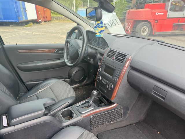 Automobil Mercedes-Benz A 180 A -Klasse A 180 CDI: Foto 9 Automobil Mercedes-Benz A 180 A -Klasse A 180 CDI: Foto 9