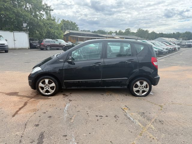 Automobil Mercedes-Benz A 180 A -Klasse A 180 CDI: Foto 8 Automobil Mercedes-Benz A 180 A -Klasse A 180 CDI: Foto 8