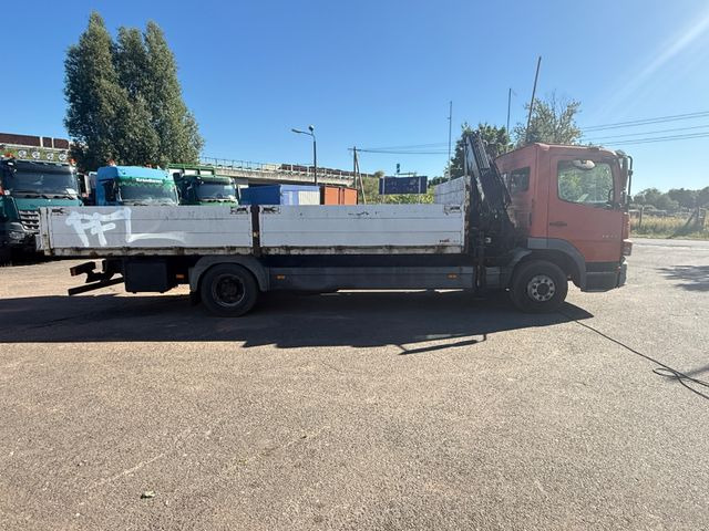 Mercedes-Benz Atego 1223 mit Kran MKG HLK 76 - Camion platformă, Camion cu macara: Foto 5 Mercedes-Benz Atego 1223 mit Kran MKG HLK 76 - Camion platformă, Camion cu macara: Foto 5