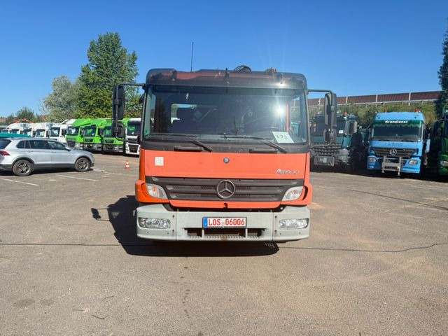 Mercedes-Benz Atego 1223 mit Kran MKG HLK 76 - Camion platformă, Camion cu macara: Foto 1 Mercedes-Benz Atego 1223 mit Kran MKG HLK 76 - Camion platformă, Camion cu macara: Foto 1