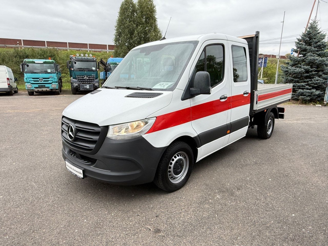Mercedes-Benz Sprinter 217 Pritsche DoKa - Autoutilitară cu platformă, Autoutilitară cabină dublă: Foto 3 Mercedes-Benz Sprinter 217 Pritsche DoKa - Autoutilitară cu platformă, Autoutilitară cabină dublă: Foto 3