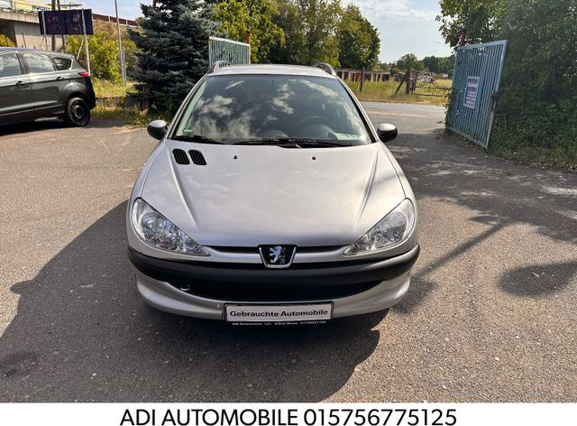 Peugeot 206 SW Grand Filou Cool - Mașină break: Foto 1 Peugeot 206 SW Grand Filou Cool - Mașină break: Foto 1