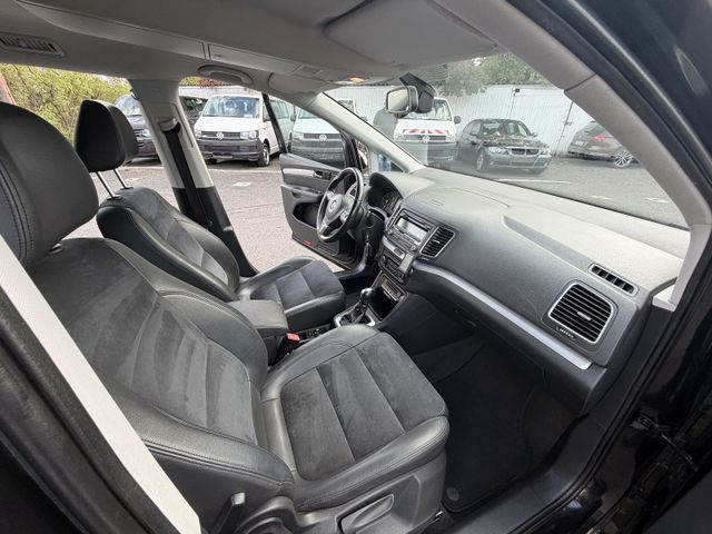 Transport persoane Volkswagen Sharan Highline BMT: Foto 13 Transport persoane Volkswagen Sharan Highline BMT: Foto 13