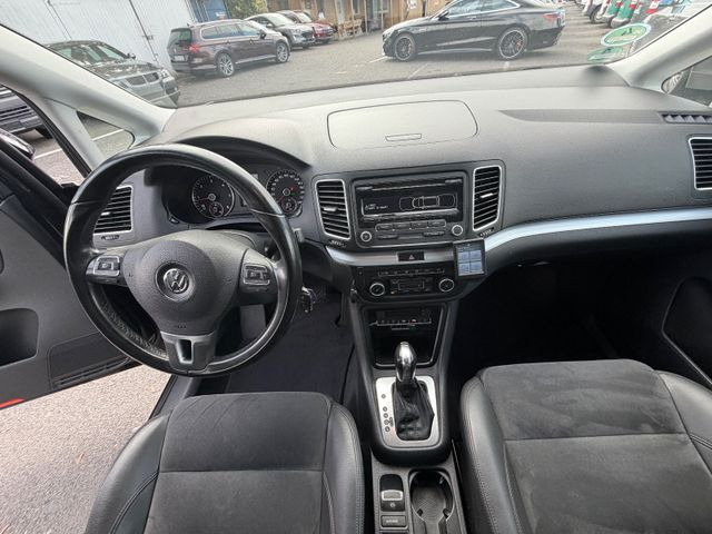 Transport persoane Volkswagen Sharan Highline BMT: Foto 16 Transport persoane Volkswagen Sharan Highline BMT: Foto 16